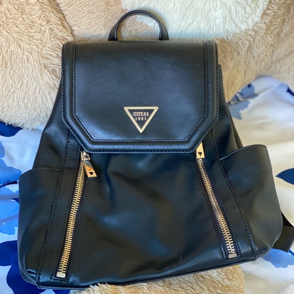 Guess Backpack - Picture 1 of 4